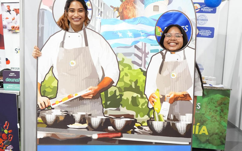 Los estudiantes de la carrera Tecnología Superior en Gastronomía del ITB brillaron en Raíces 2024 