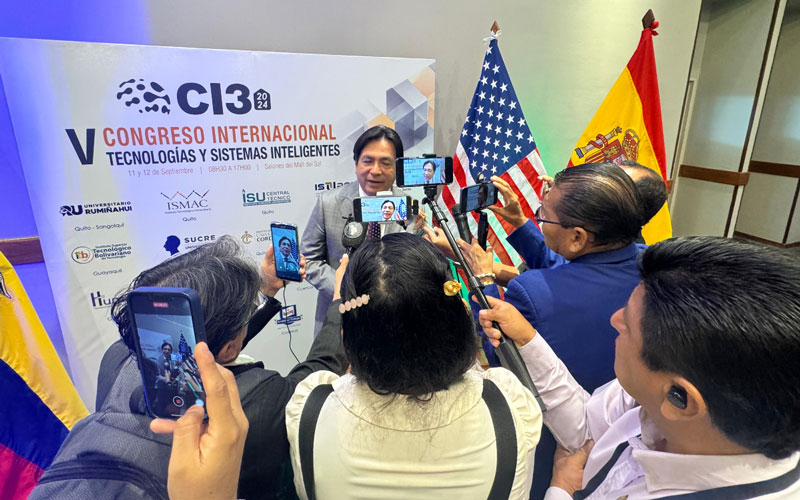 ITB participa en el Congreso Internacional de Tecnologías y Sistemas Inteligentes CI3-2024.