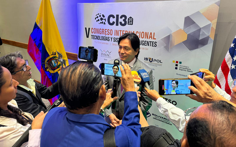 ITB participa en el Congreso Internacional de Tecnologías y Sistemas Inteligentes CI3-2024.