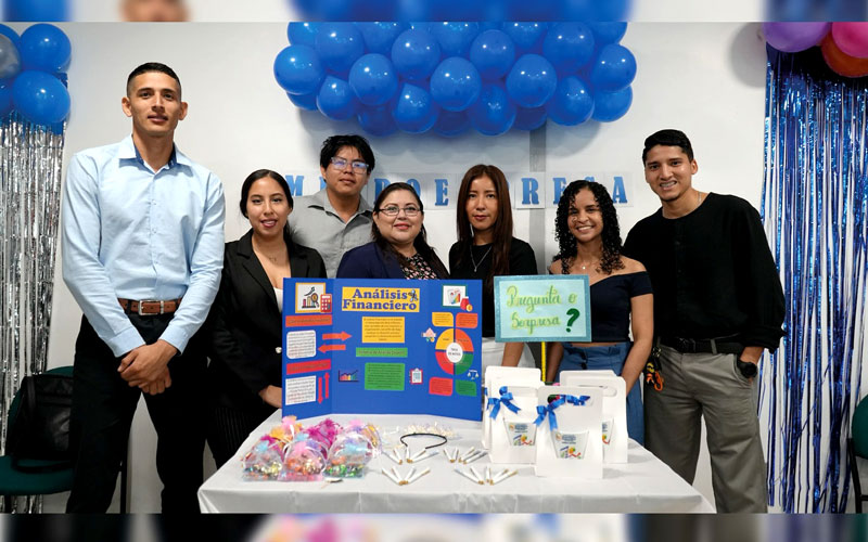 ¡Nuestros futuros administradores en acción!