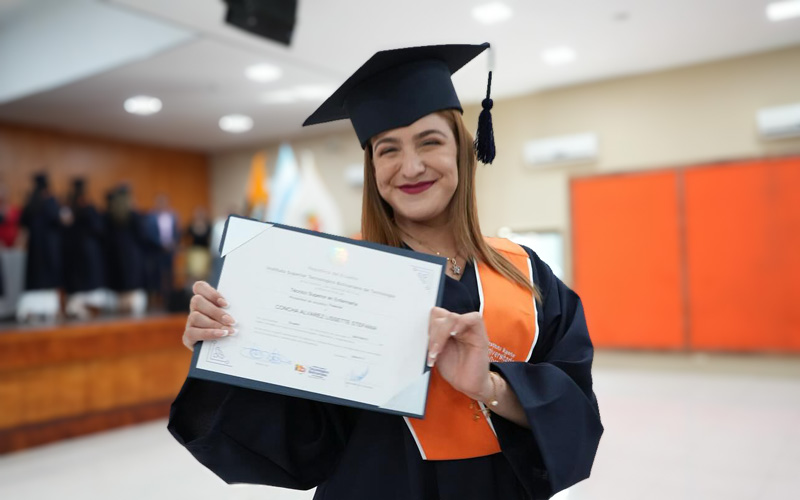 ITB celebra logros académicos alcanzados de más 350 graduados.