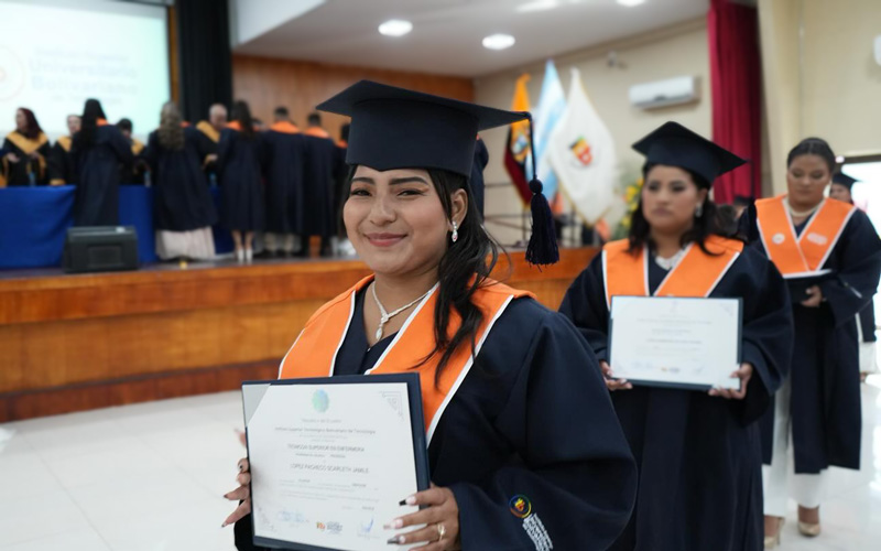 ITB celebra logros académicos alcanzados de más 350 graduados.