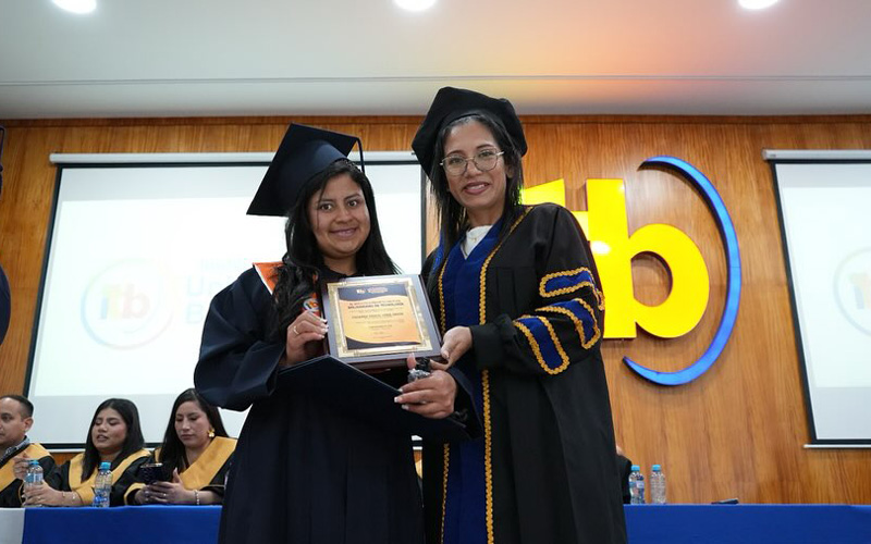 ¡Un logro académico que nos llena de orgullo! 