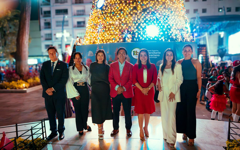 ¡Descubre los momentos más especiales del Encendido del Árbol de Navidad del Malecón 2000!