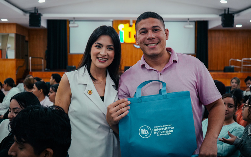 ITB da la bienvenida a más de 250 nuevos estudiantes. 