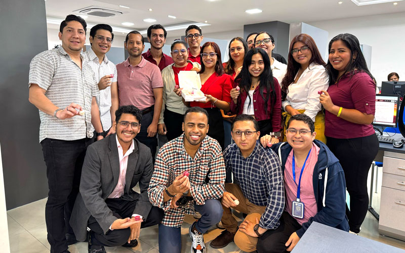 ITB conmemora el Día del Amor y la Amistad con un dulce gesto de gratitud.