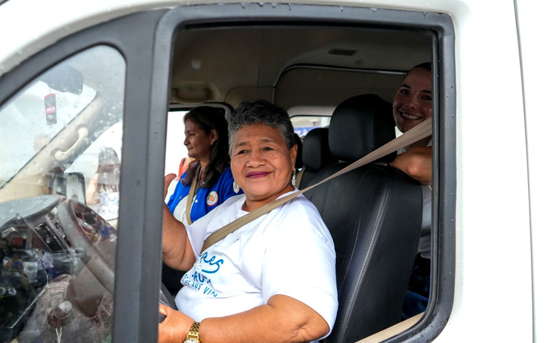 Primera Dama de Ecuador visita el ITB en el marco de la Campaña Mujeres en Ruta.