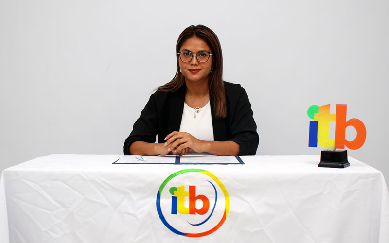 El (ITB) llevó a cabo la jornada de exámenes complexivos para los estudiantes de la carrera de Tecnología Superior en Administración