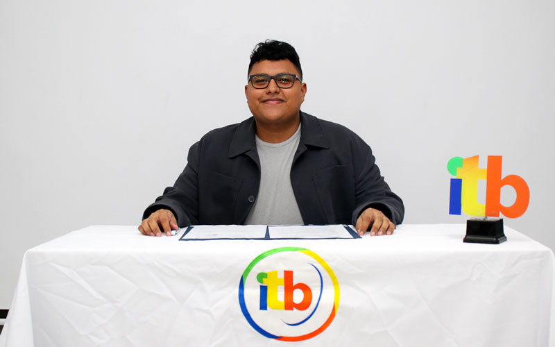 El (ITB) llevó a cabo la jornada de exámenes complexivos para los estudiantes de la carrera de Tecnología Superior en Administración