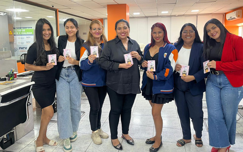 Descubre los momentos más destacados de la entrega de detalles por el Día de la Mujer en el ITB