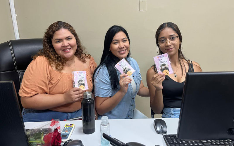 Descubre los momentos más destacados de la entrega de detalles por el Día de la Mujer en el ITB