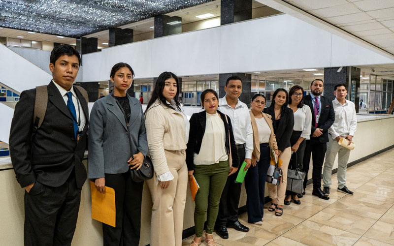 ¡Un nuevo desafío profesional comienza! 