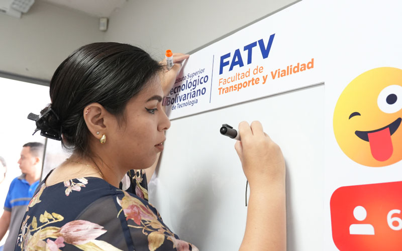 ITB reinaugura el Aula-Taller de Impresiones 3D para fortalecer la formación técnica y la innovación aplicada.