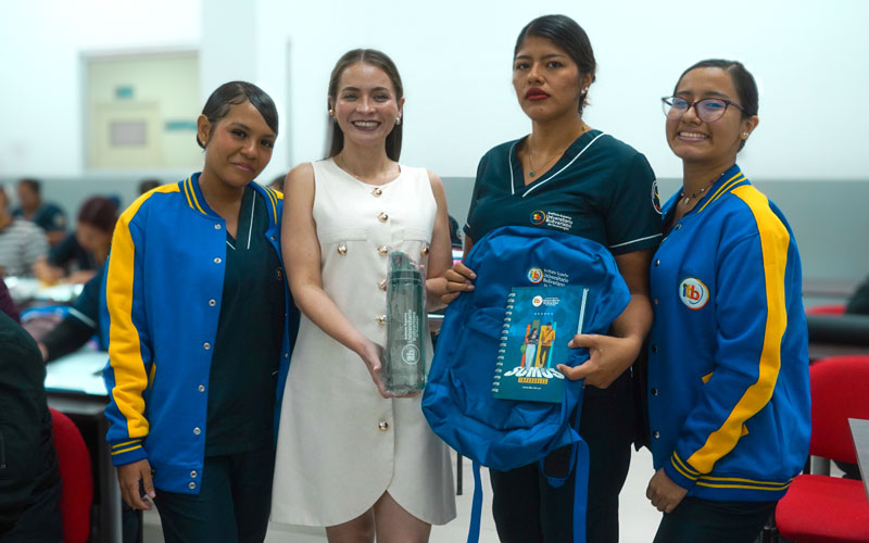 ITB da la bienvenida a los nuevos estudiantes de Técnico Superior en Enfermería.