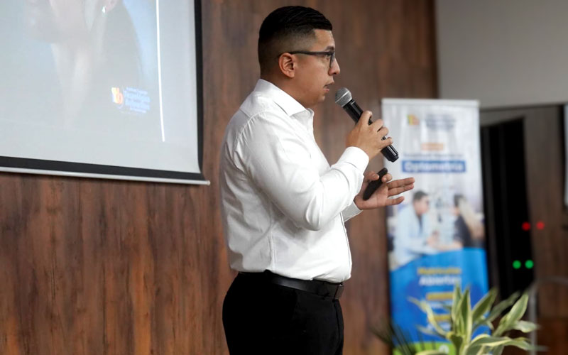 ¡El Segundo Simposio de Optometría fue un rotundo éxito!