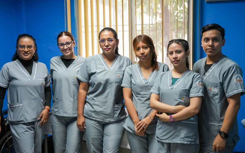 ¡En el ITB formamos profesionales que marcan la diferencia! 