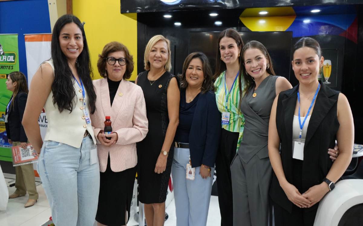 ITB y el Ministerio de Trabajo inauguran la Feria Nuevo Empleo Guayaquil 2025.