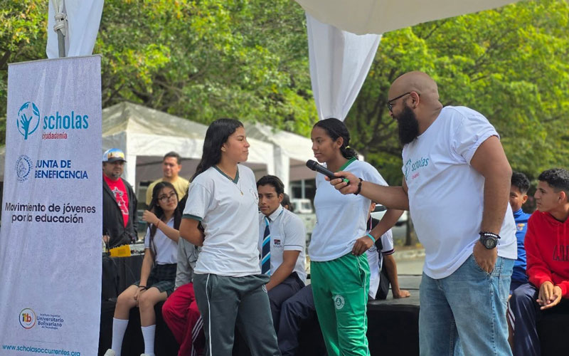 ITB brinda acompañamiento a jóvenes en la primera jornada del programa Scholas Ciudadanías 2025 