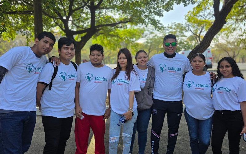 ITB brinda acompañamiento a jóvenes en la primera jornada del programa Scholas Ciudadanías 2025 