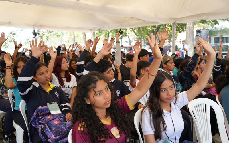 Estudiantes de Rehabilitación Física continúan su participación en la segunda jornada de Scholas Ciudadanía Guayaquil 2025