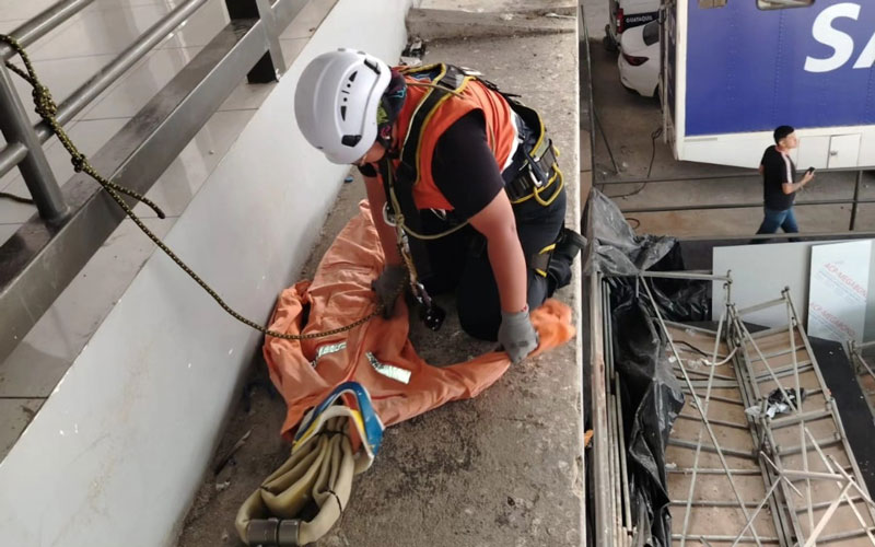 Aprendiendo a salvar vidas desde las alturas 