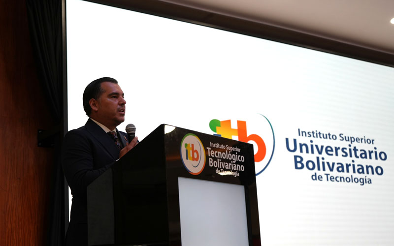 ITB es sede del Foro Mujeres Líderes: Construyendo el Ecuador del Futuro