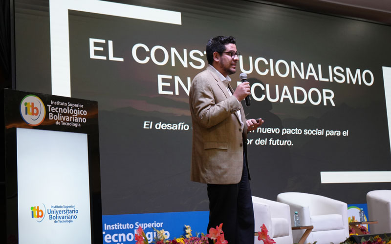 ITB es sede del Foro Mujeres Líderes: Construyendo el Ecuador del Futuro