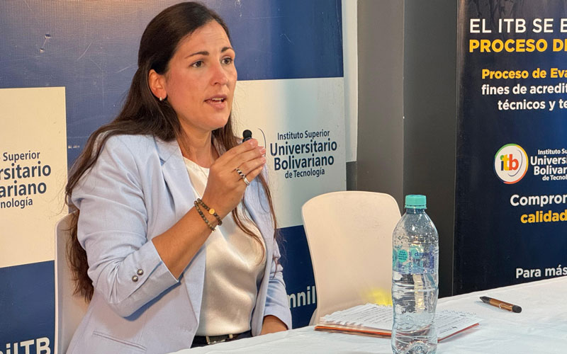 ITB realiza conversatorio “Voces y Experiencias del Comercio Exterior” 