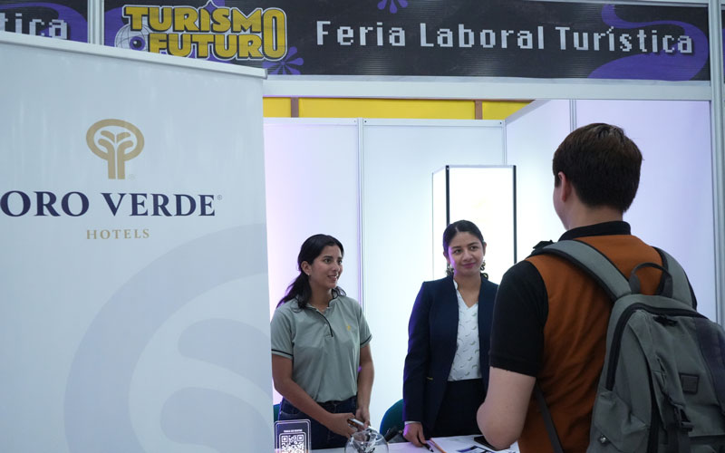 ITB realiza la Feria Laboral de Turismo 2025 en colaboración con el Ministerio de Turismo
