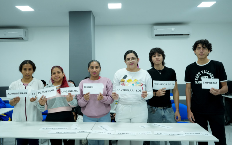 ITB conmemoró el Día Internacional del Estudiante con actividades dinámicas para la carrera de Administración.