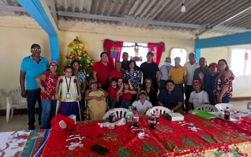 ITB y UBE fortalecen la vinculación social con entrega de canastas navideñas en CERIDITE