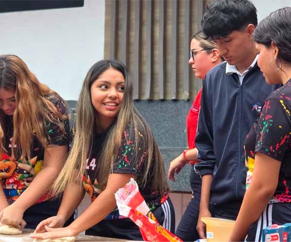 ITB desarrolló taller gastronómico junto a los estudiantes del American School.