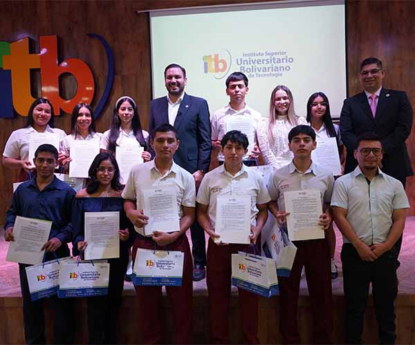 ITB entrega becas a ganadores del concurso “Quién Sabe Participa – Guayas” en el campus Atarazana