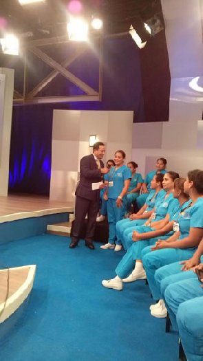 ITB INVITADO A LAS GRABACIONES DEL PROGRAMA, LOS DOCTORES, DE ECUAVISA