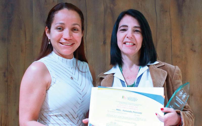 Jornada Científica reúne a importantes expositores en el área de Optometría