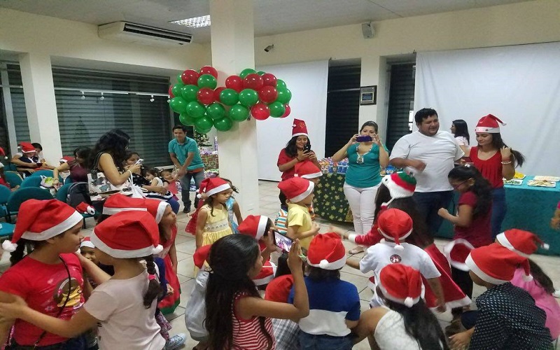 Niños del CDI fueron agasajados