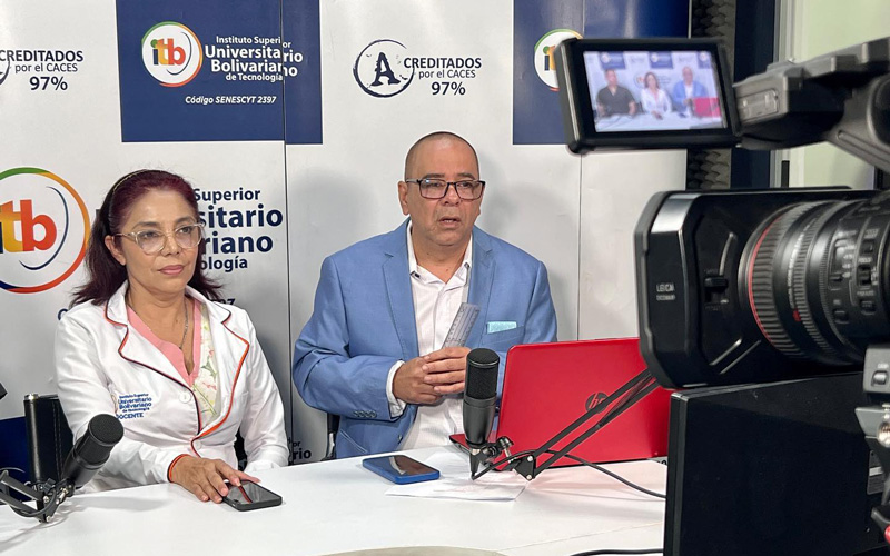 Teleclínica para tecnólogos universitarios de podología y gerontología fue un éxito rotundo