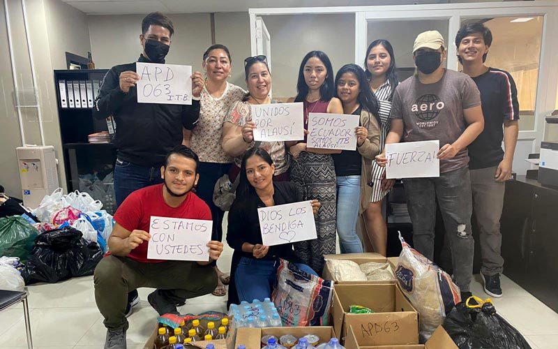 Estudiantes de ITB se solidarizan con las personas afectadas por los deslizamientos en Alausí