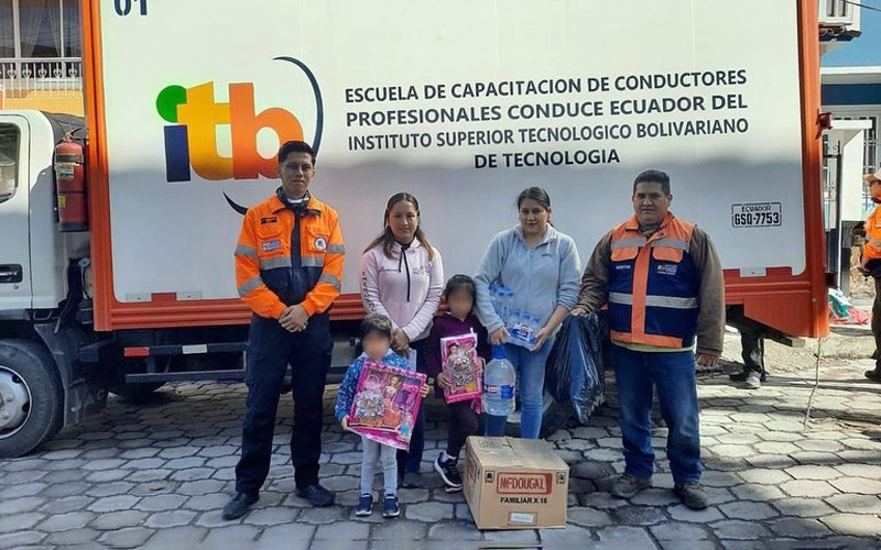 La solidaridad de la comunidad bolivariana llegó a Alausí