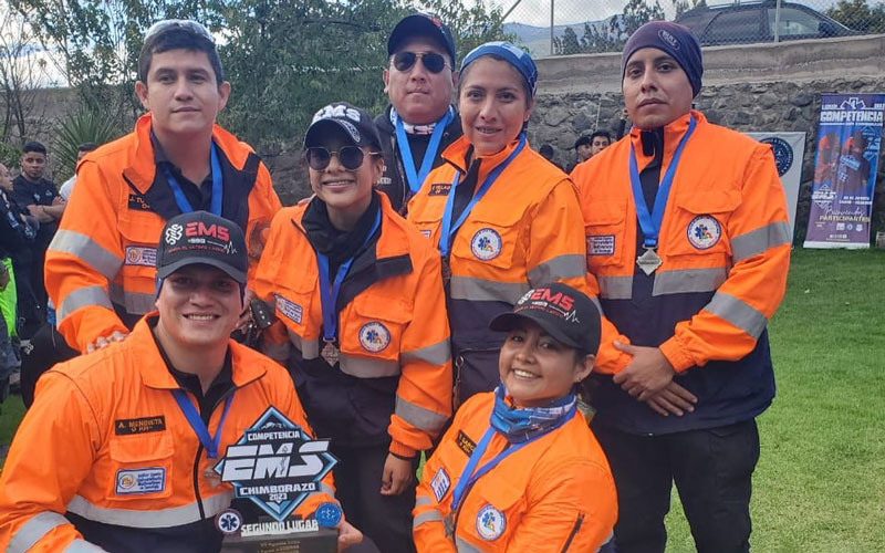 Estudiantes de Emergencias Médicas del ITB se destacan en la Competencia EMS Chimborazo 2023 y obtienen segundo lugar