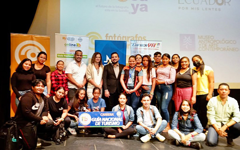 ¡Emocionante Taller Fotográfico para Estudiantes de la carrera de Turismo!