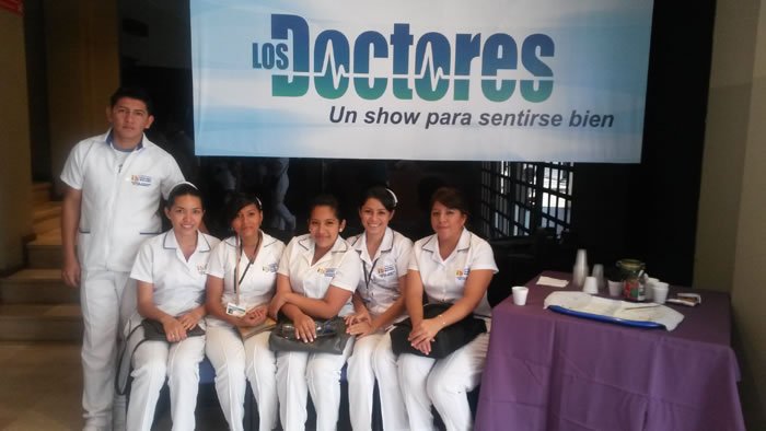 ITB INVITADO A LAS GRABACIONES DEL PROGRAMA, LOS DOCTORES, DE ECUAVISA