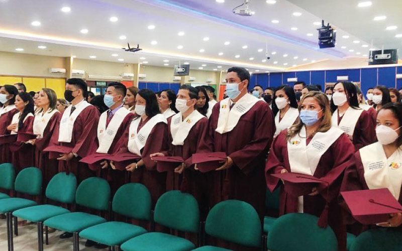 ITB se complace por la incorporación de nuevos profesionales, de la Facultad de Ciencias Empresariales y Sistemas (FACES)