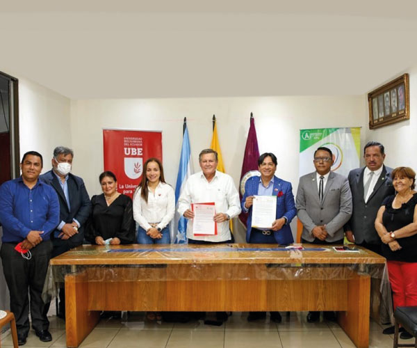 Carta de intención con el Instituto Universitario Italiano de Rosario (IUNIR)