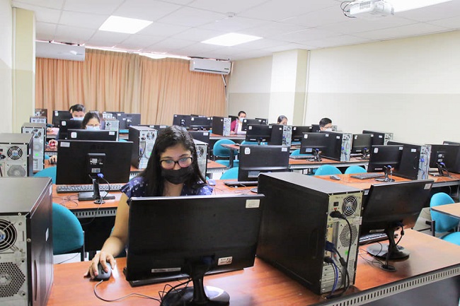 Estudiantes de la FAECAC se incorporan bajo modalidad complexivo Alrededor de 25 estudiantes de la carrera Tecnología Superior en Contabilidad