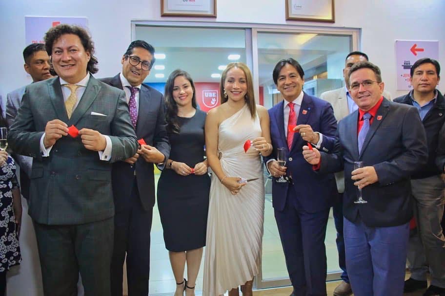 UBE, ITB y Buckingham inauguran oficinas en Quito
