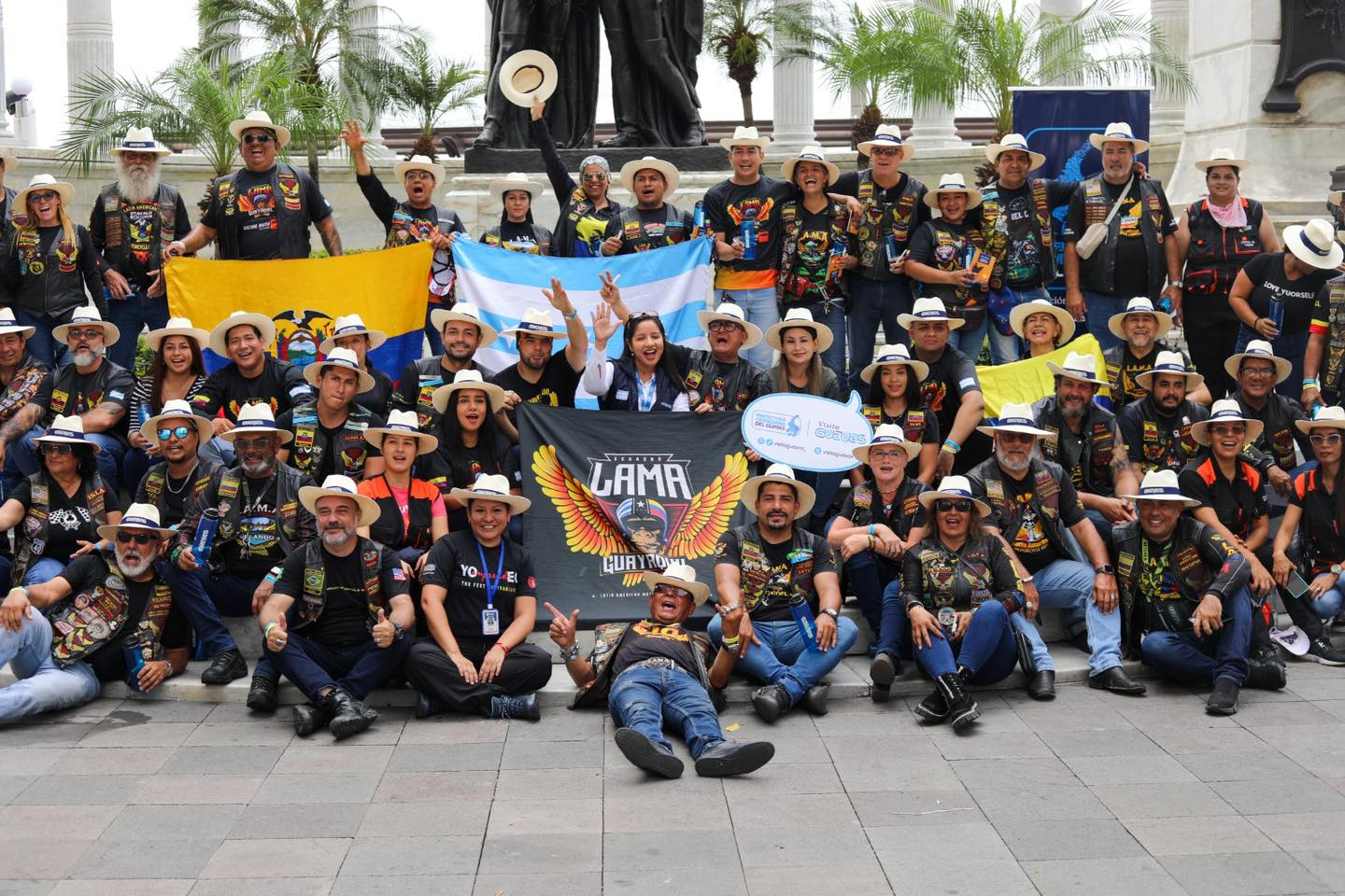 Estudiantes Guía Nacional de Turismo realizaron City Tour para visitantes en Guayaquil