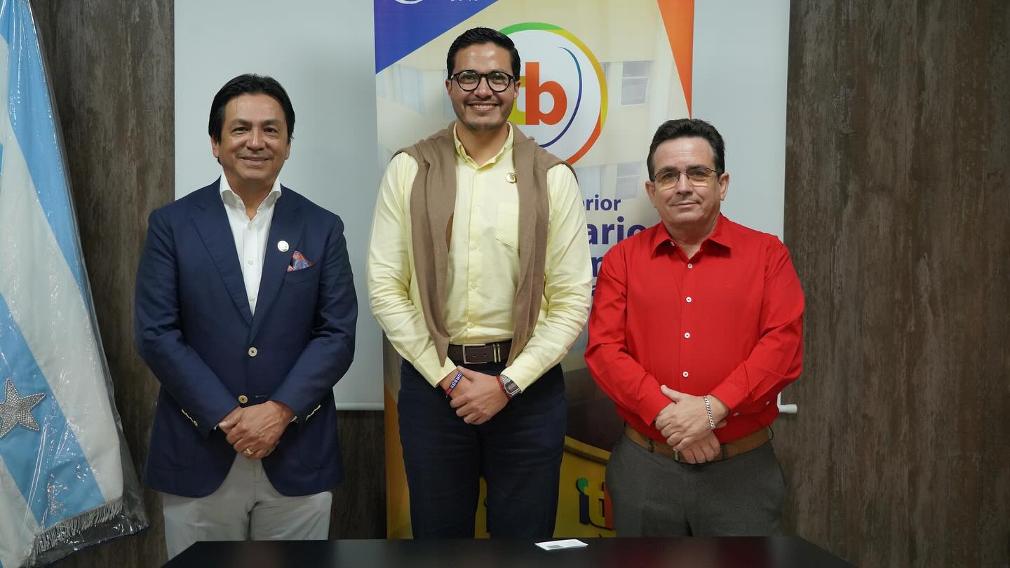 Senescyt visita al ITB