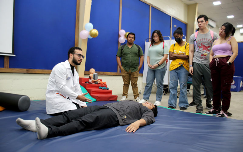 ¡Éxito total en "Vive la Experiencia" de Rehabilitación Física!