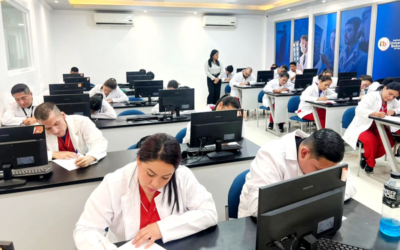 ¡Momento crucial para nuestros estudiantes de Imagenología y Radiología! 